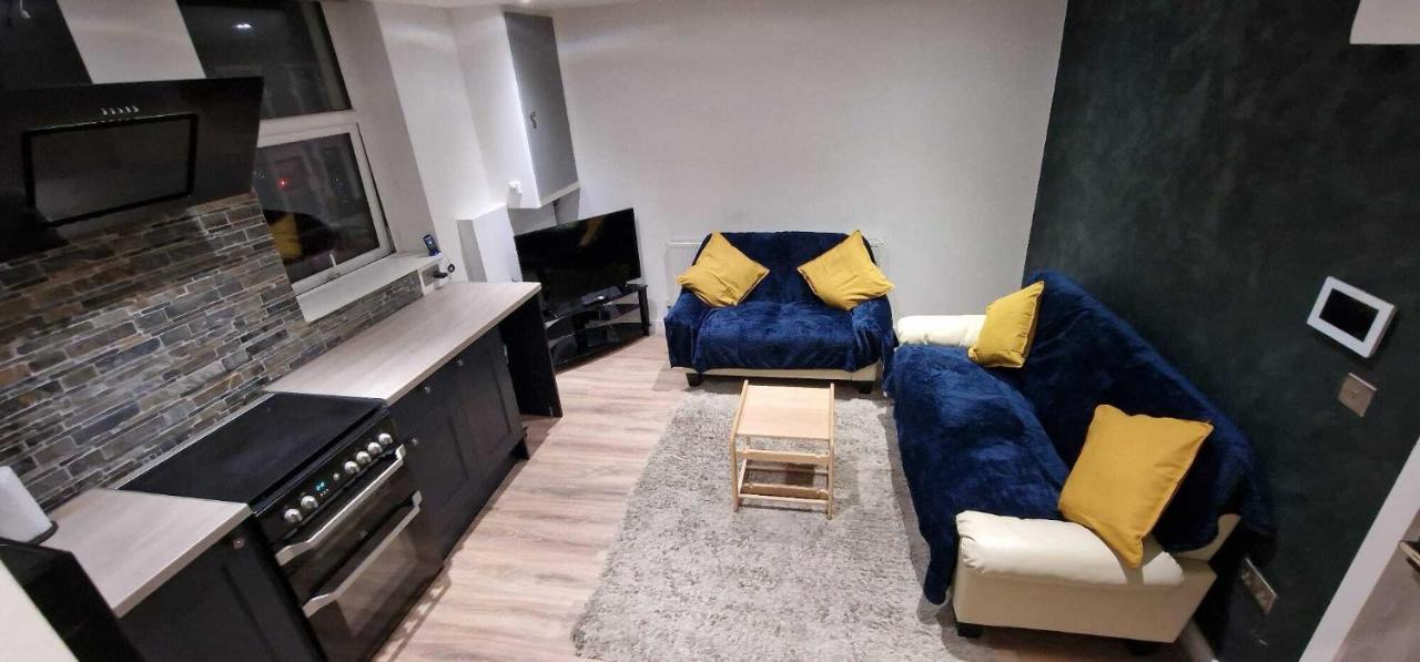 Sapphire Strathnairn Apartment Cardiff Exterior photo